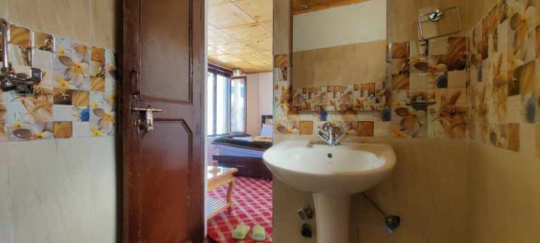 Peaceful Homestay in Merak - Pangong Tso