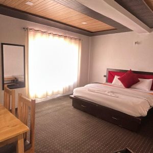 Peaceful Home Stay in Merak | Luxury Stay Near Pangong Lake, Ladakh