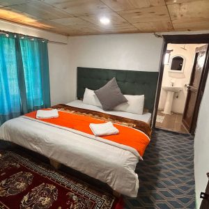Peaceful Home Stay in Merak | Luxury Stay Near Pangong Lake, Ladakh